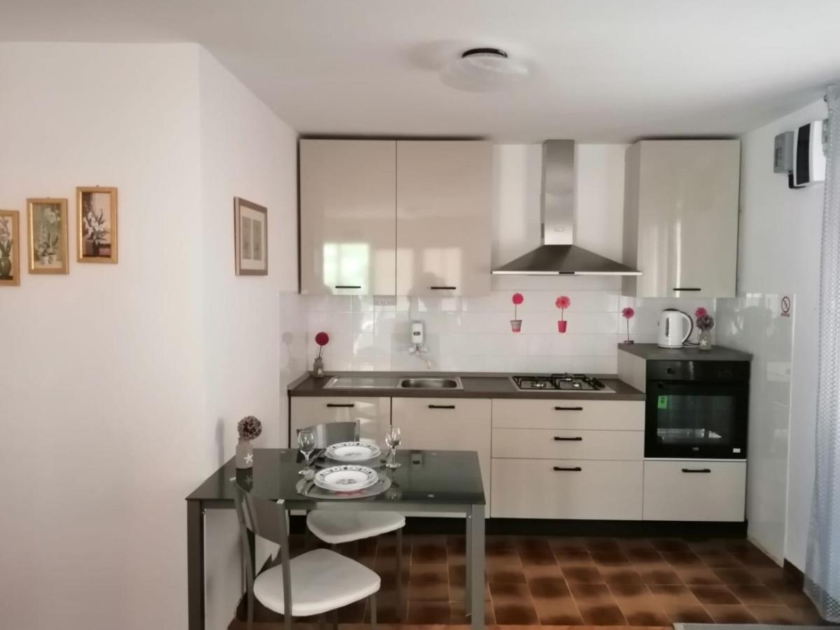 Apartment & Rooms Laura ブレラ エクステリア 写真